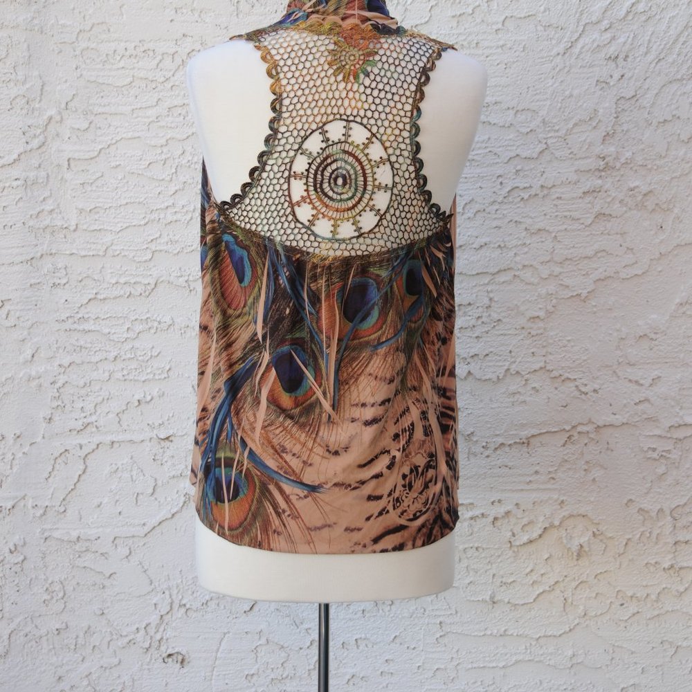 Vest - Picture 4 of 7